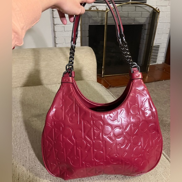 Calvin Klein pink/red leather purse - Picture 3 of 9